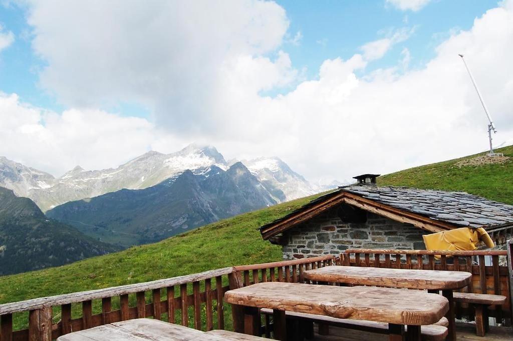 Alojamento de Acomodação e Pequeno-almoço Rifugio Belvedere 4*